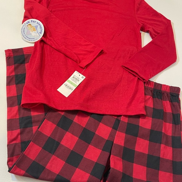 Feliz Navidad PJ’s Size 8. Unisex. 2 piece set. New With Tags. - Picture 5 of 13